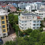 Lilia 4* Nesebar